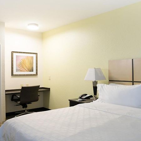 Candlewood Suites Bay City By Ihg Eksteriør bilde