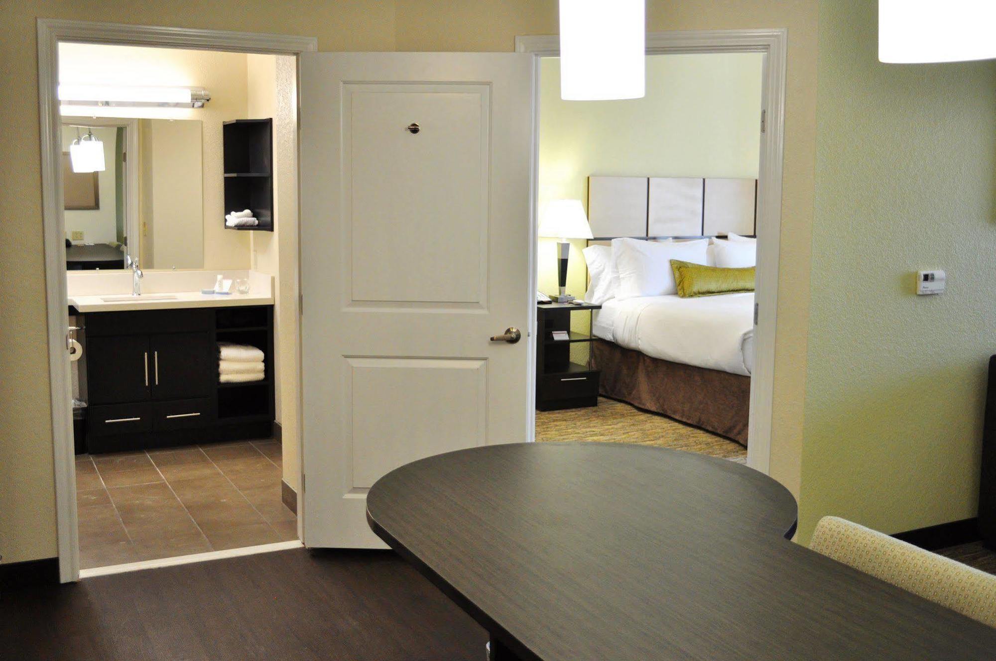 Candlewood Suites Bay City By Ihg Eksteriør bilde