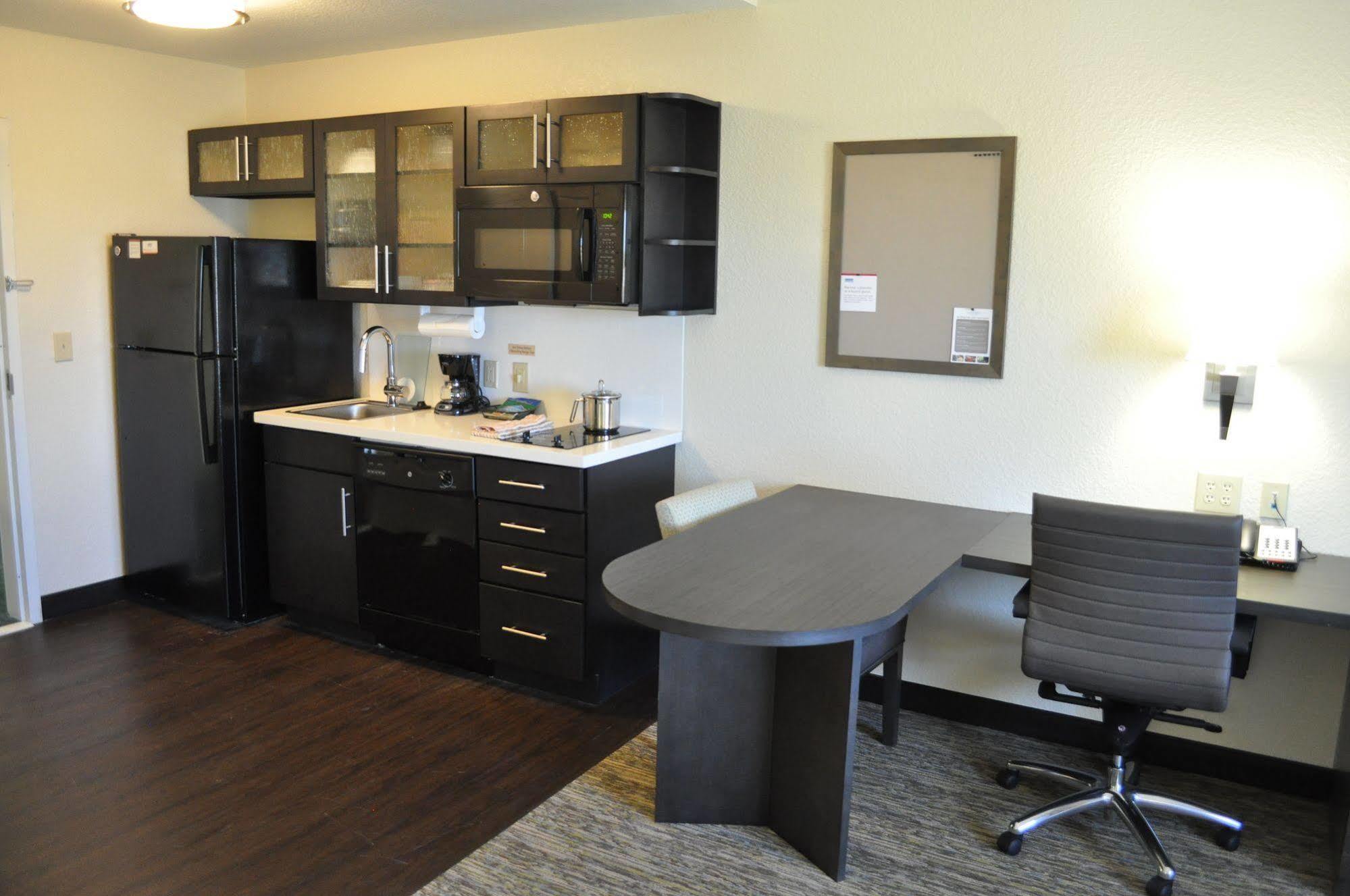 Candlewood Suites Bay City By Ihg Eksteriør bilde